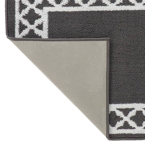 Nautica Tufted Dark Gray and White 2 ft. 2 in. x 5 ft. Collin Trellis  Border Runner Rug NAA016615 - The Home Depot