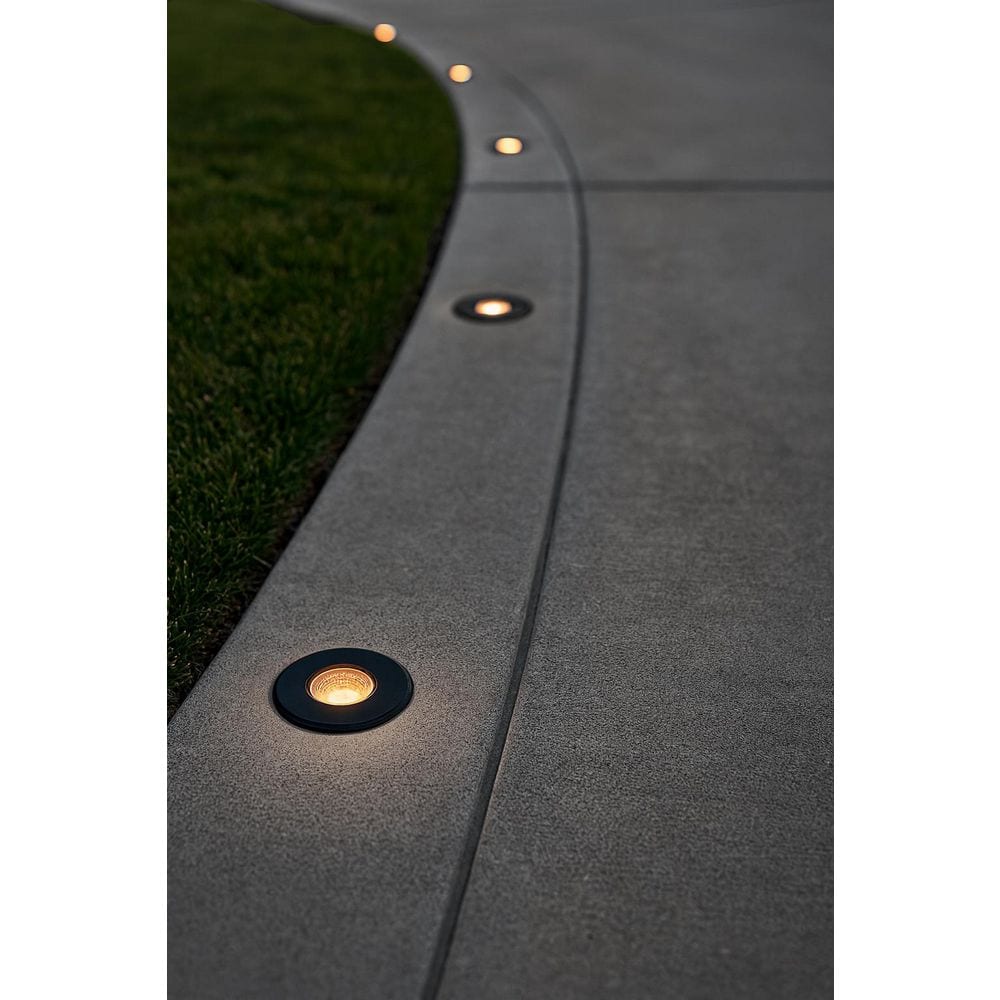 HINKLEY Sparta Dot Low Voltage 150-Lumen Stainless Steel Black