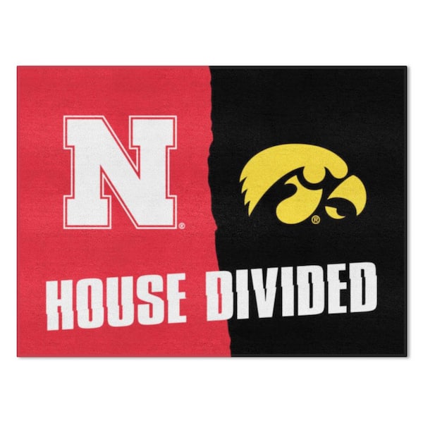 FANMATS NCAA House Divided - Nebraska / Iowa 33.75 in. x 42.5 in. House Divided Mat Area Rug