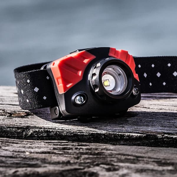coast 7575 rechargeable flashlight auto led COAST® G55 750 Lumen Focusing Flashlight, Batteries Included, Handheld (Standard) Flashlights its compatible with 3x AAA batteries (not included) for backup power when you need it Coast XT7R 1500 Lumen Rechargeable