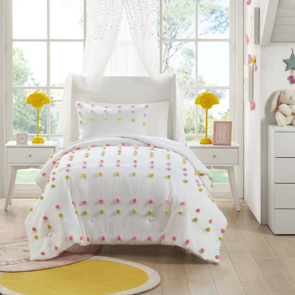 Full Pink Microfiber Kids' Comforter Set with Pompoms