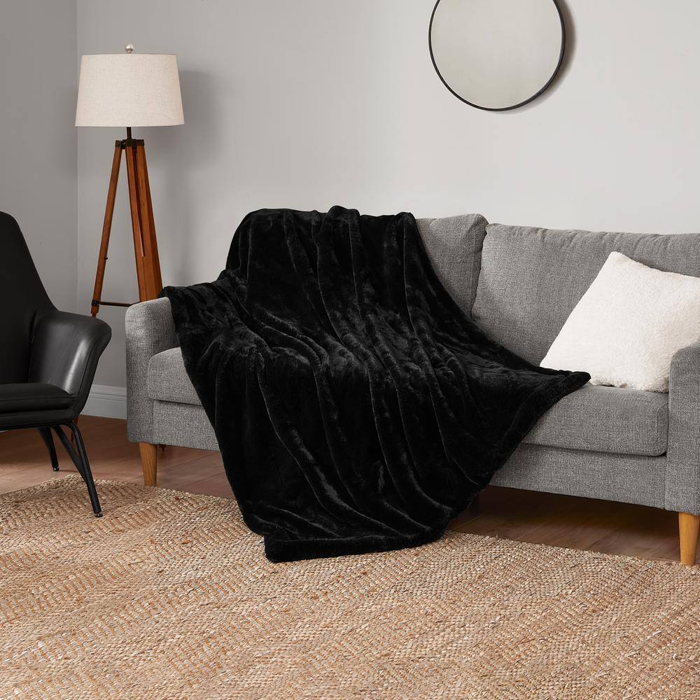 Black 50"x70" Reversible Faux Fur Throw Blanket