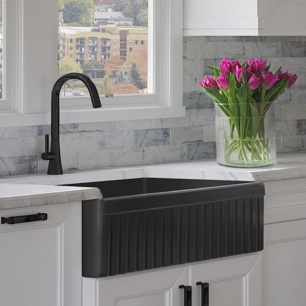 FSW1027 LUXURY 33-INCH SOLID FIRECLAY FARMHOUSE SINK, MATTE BLACK, ST. -  Fossil Blu