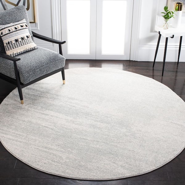 Evoke Ivory/Sage 7 ft. x 7 ft. Solid Round Area Rug