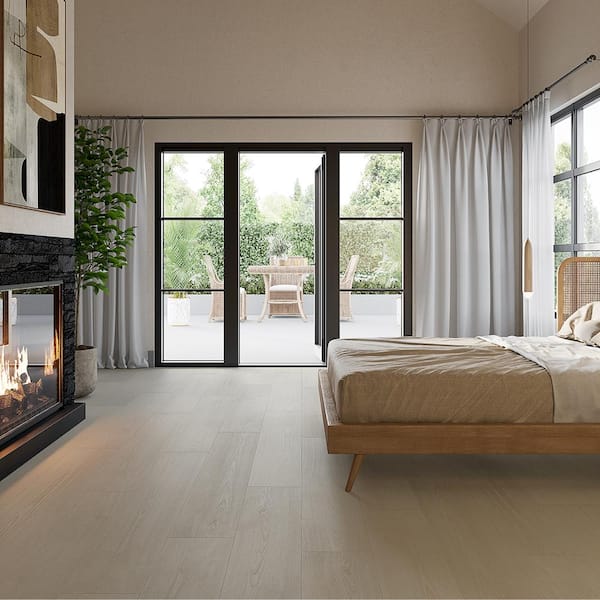 Malibu Wide Plank Take Home Sample - French Oak Clearlake Click