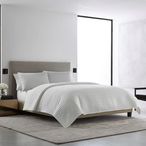 VERA WANG Herringbone Stitch 3-Piece White Solid Cotton King Quilt Set