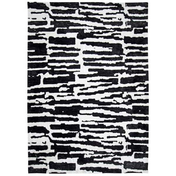 Shawn Black and White 5 ft. x 7 ft. Geometric Area Rug