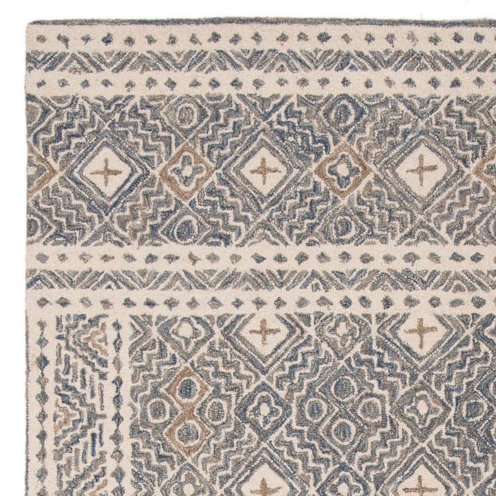 Ivory and Blue Handmade Wool Tufted Area Rug, 5' x 8'