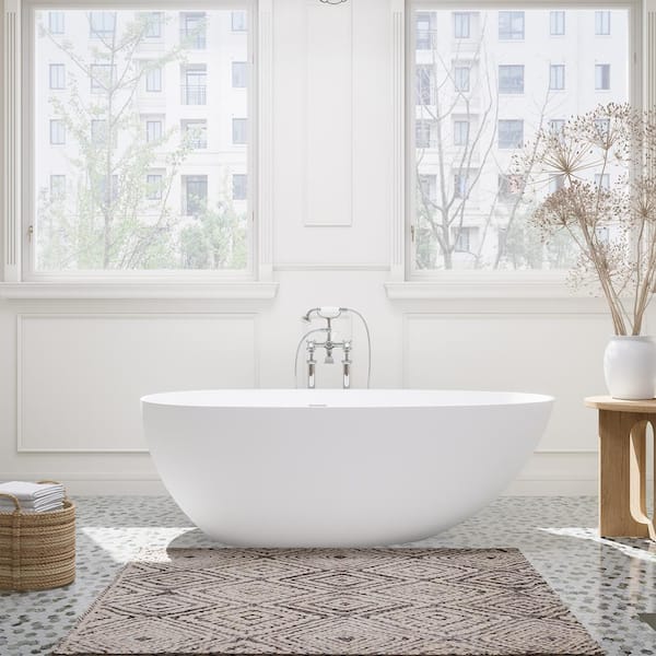 Giotto 67 in. x 34 in. Soaking Bathtub with Center Drain in Matte White