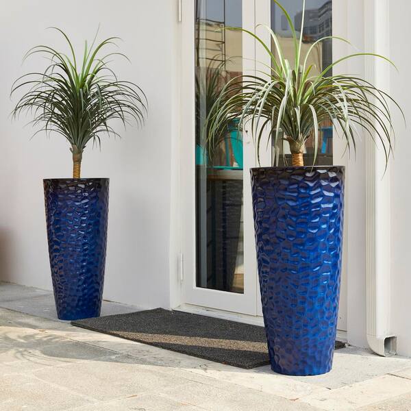 Glitzhome 31"H Set of 2 Oversized Eco-Friendly PP and Stone Honeycomb Textured Red Tall Plastic Planter, Blue