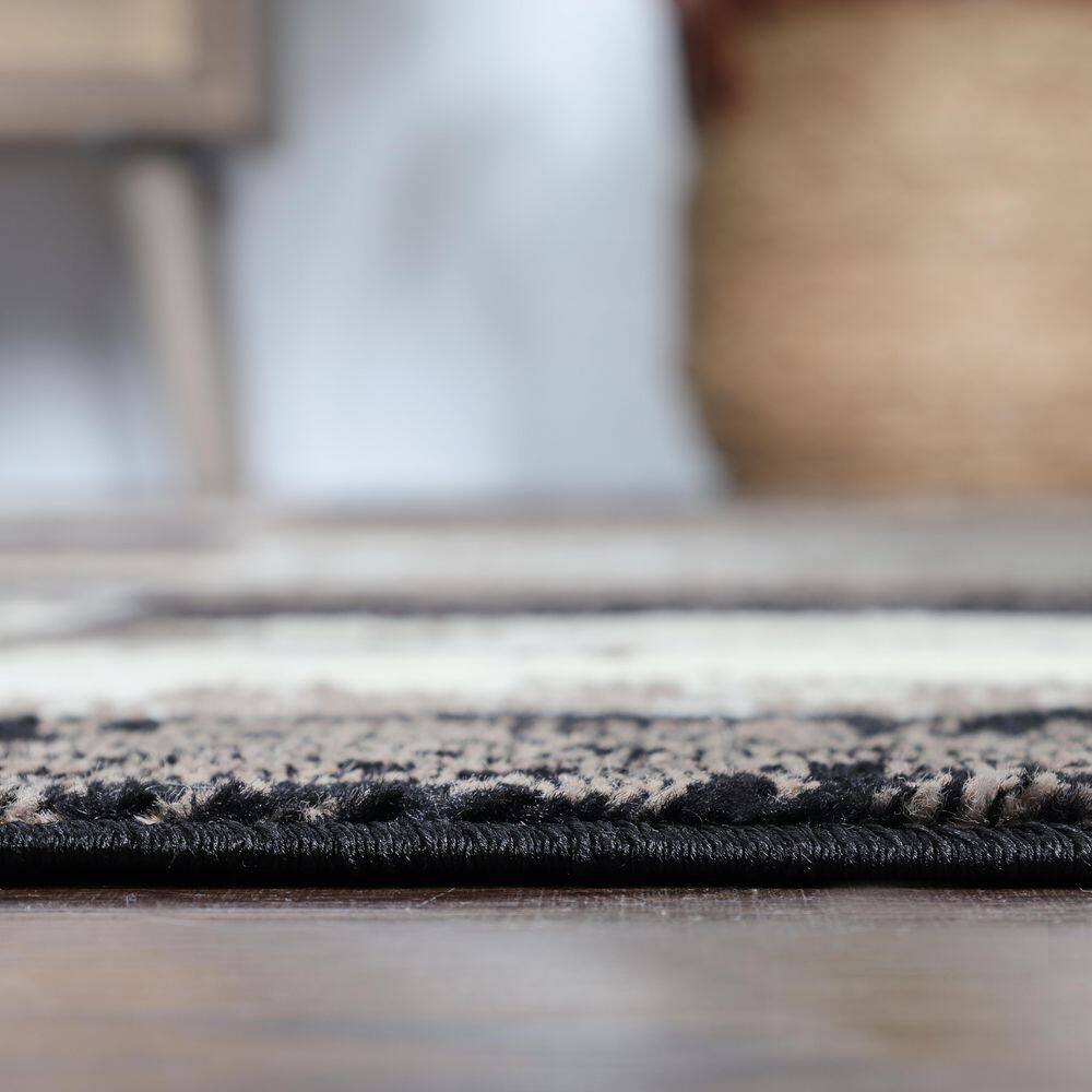 Chocolate Geometric Synthetic 8' x 10' Area Rug