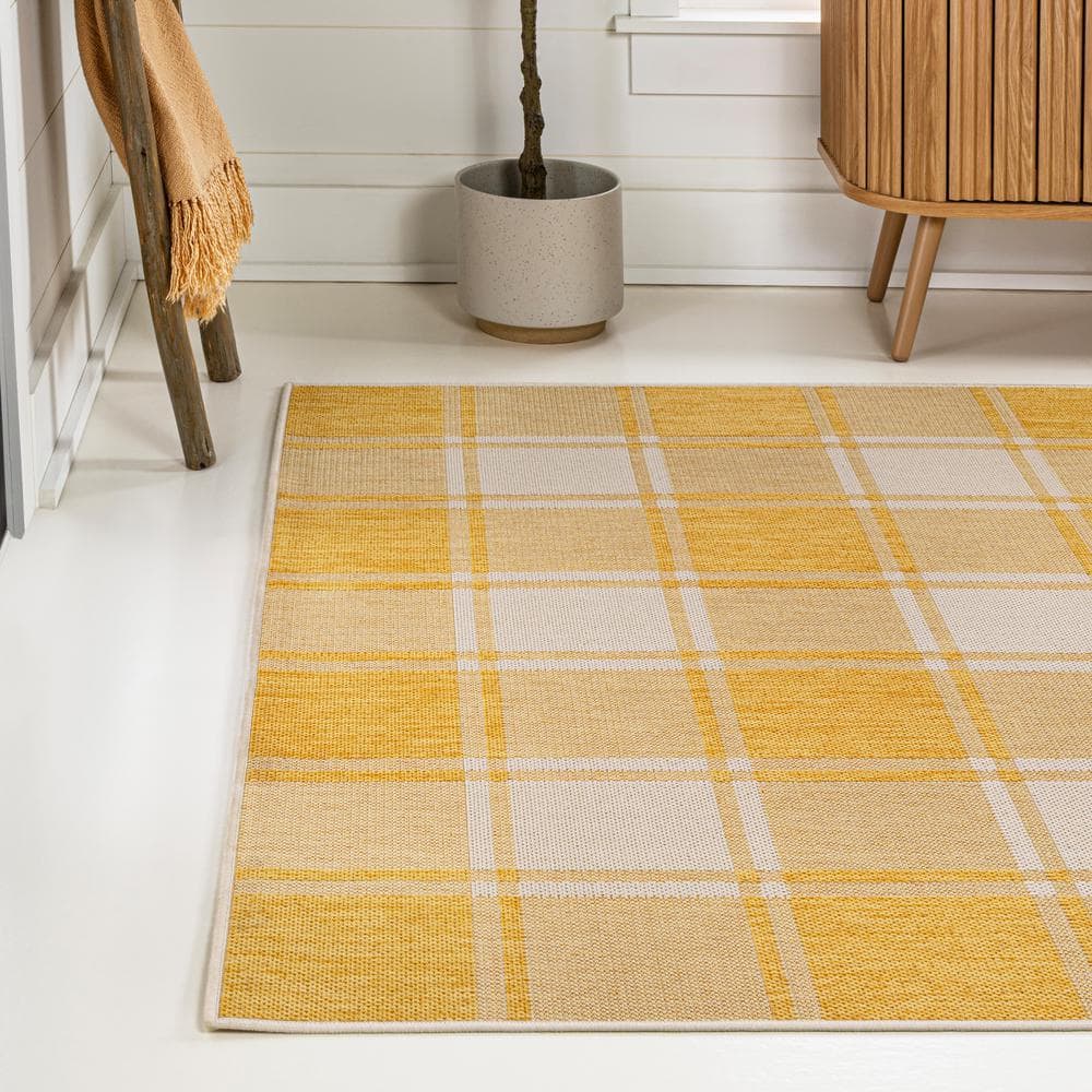 Sabine Bold Gingham Yellow and Cream 3 x 5 Synthetic Indoor/Outdoor Rug