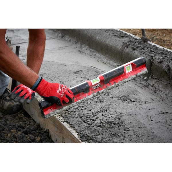 Milwaukee Tools Milwaukee 48 Inch REDSTICK Concrete Screed Level ...
