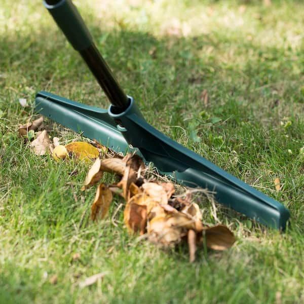 Gardenised Artificial Turf Garden Carpet Rake with Extendable