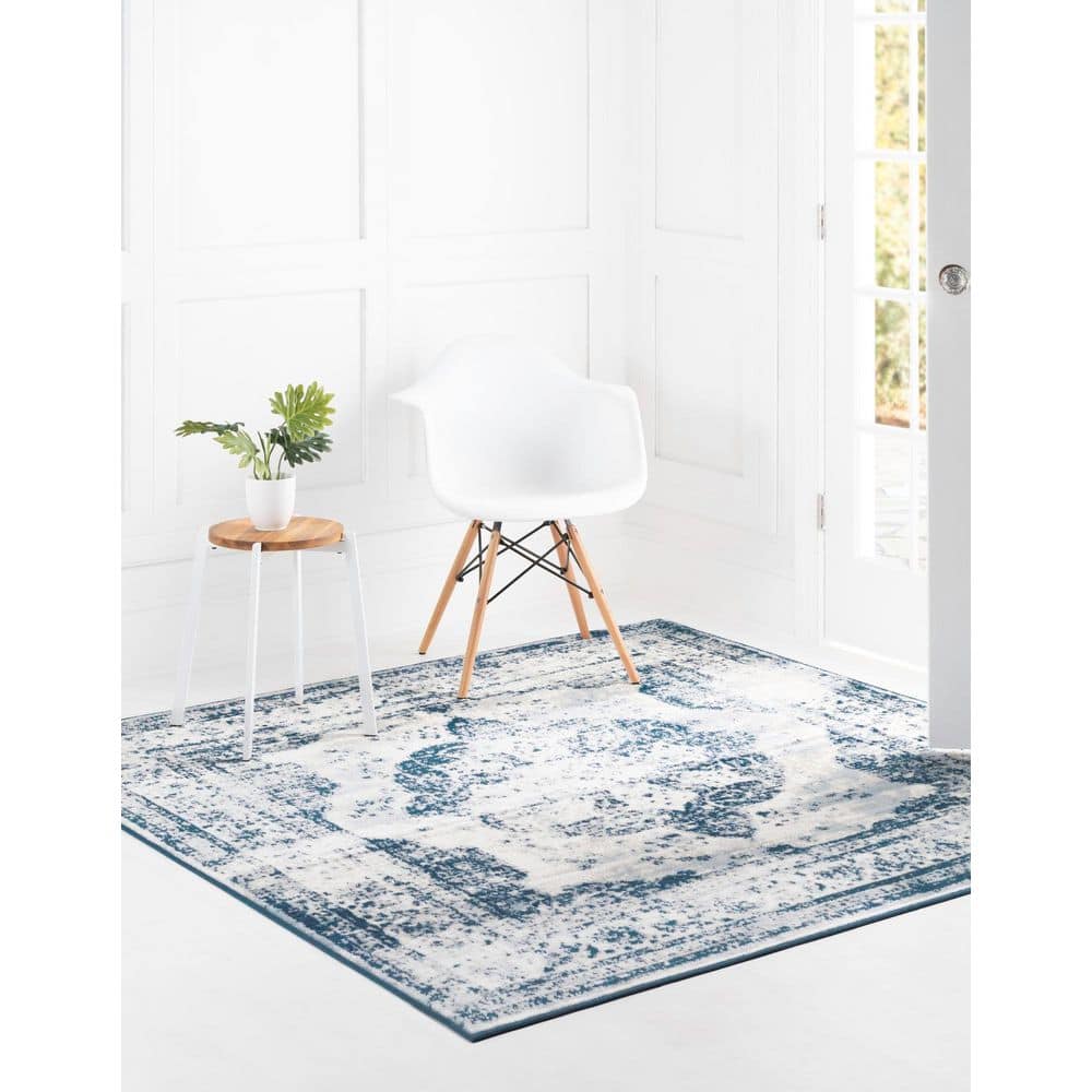 Sofia Medallion Square Stain-Resistant Easy Care Rug in Blue