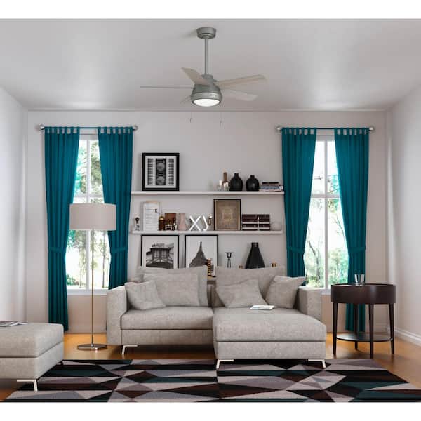 Hunter - Burroughs 44 in. Indoor Matte Silver Ceiling Fan with Light Kit