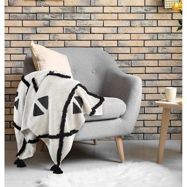 Avant Garde Black/White 50 in. x 60 in. Geometric Diamond Tassel Organic Cotton Throw Blanket