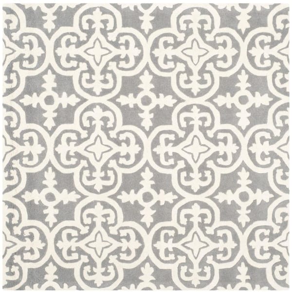 SAFAVIEH Chatham Dark Grey/Ivory 5 ft. x 5 ft. Square Floral Medallion Geometric Area Rug