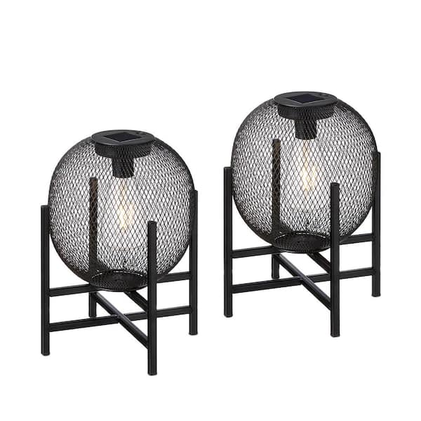 Glitzhome 11.5 in. H Set of 2 Metal Mesh Black Solar Powered Outdoor Lantern with Stand (Set of 2)
