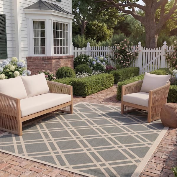 Courtyard Anthracite/Beige 8 ft. x 11 ft. Geometric Indoor/Outdoor Patio  Area Rug