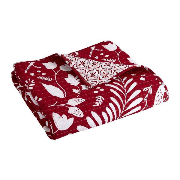 LEVTEX HOME Oscar and Grace Bretton Woods Red White Woodland/Medallion Cotton Front/Microfiber Back Quilted Throw Blanket