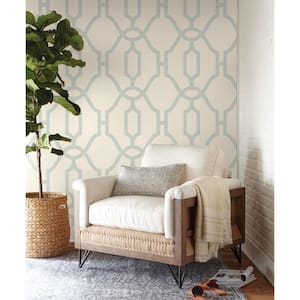 Woven Trellis Spray and Stick Wallpaper