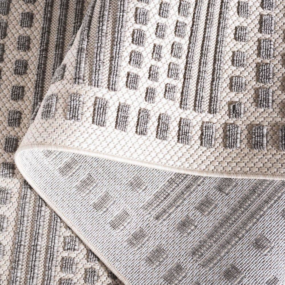 Gray Geometric Easy Care Stain-Resistant Runner Rug 2'3" x 8'