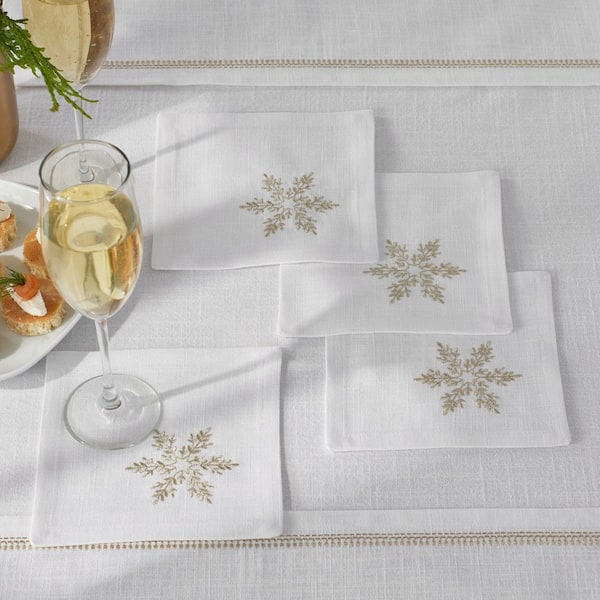 Company Cotton Metallic Snowflake 6 in. W x 6 in. H Metallic Gold Cotton Napkins Set of 4