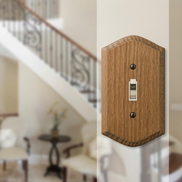 Country 1 Gang Toggle Wood Wall Plate - Medium Oak