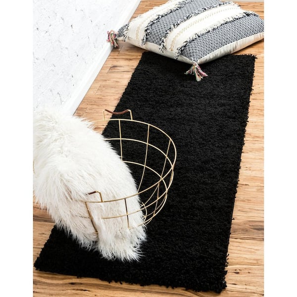 Solid Shag Collection Area Rug (2 ft. 7 in. x 13 ft. 1 in. Runner Jet Black)