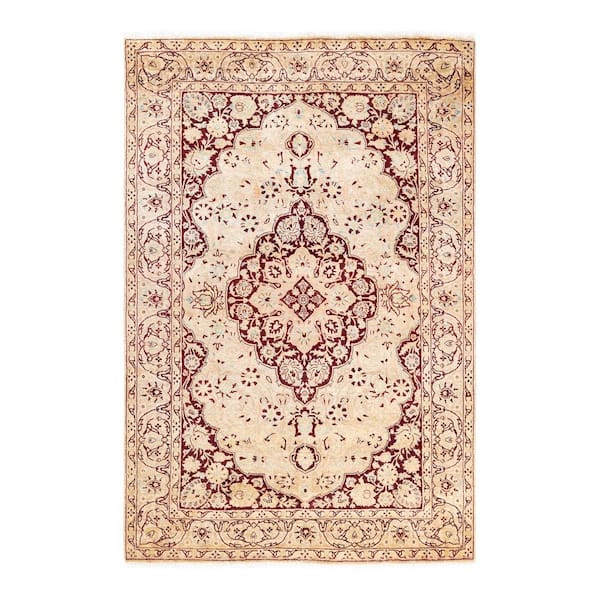 Solo Rugs Mogul One-of-a-Kind Traditional Ivory 4 ft. 1 in. x 6 ft. 1 in. Oriental Area Rug