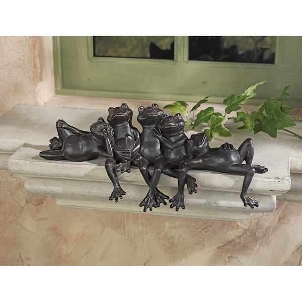 Design Toscano Lazy Daze Knot of Frogs Sill Sitters