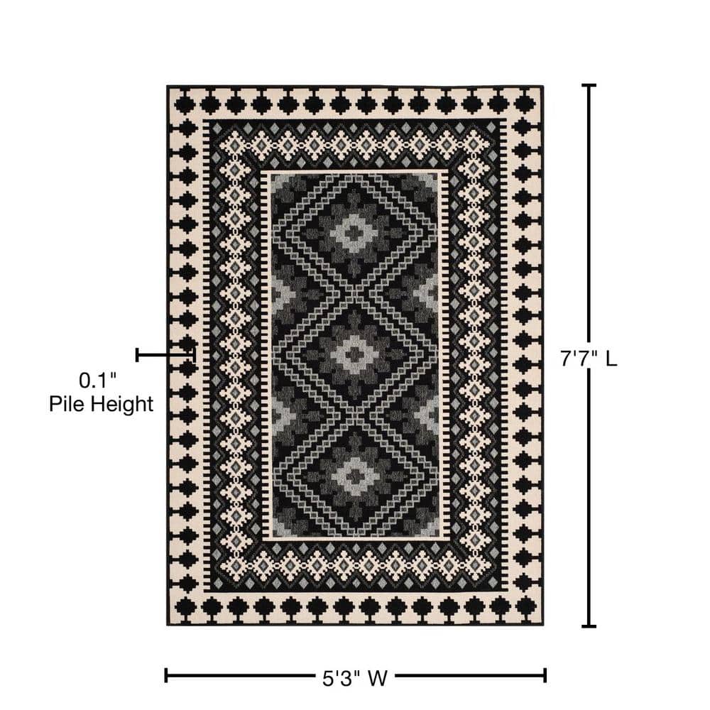 Reversible Easy-Care Black & Cream Synthetic Area Rug, 5' x 7'