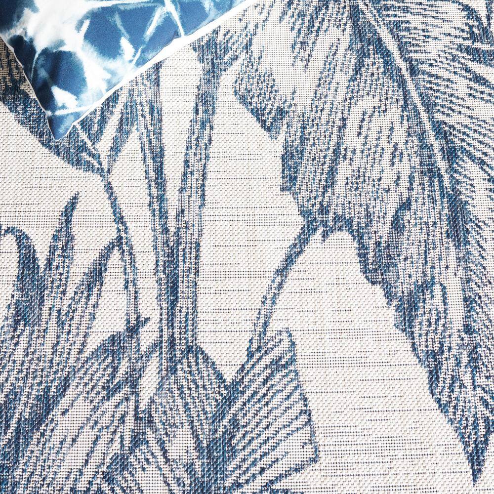 Ivory and Navy Square Botanical Indoor/Outdoor Rug