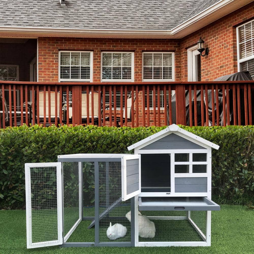 Gray and White Wooden Rabbit Hutch with Wire Mesh Run