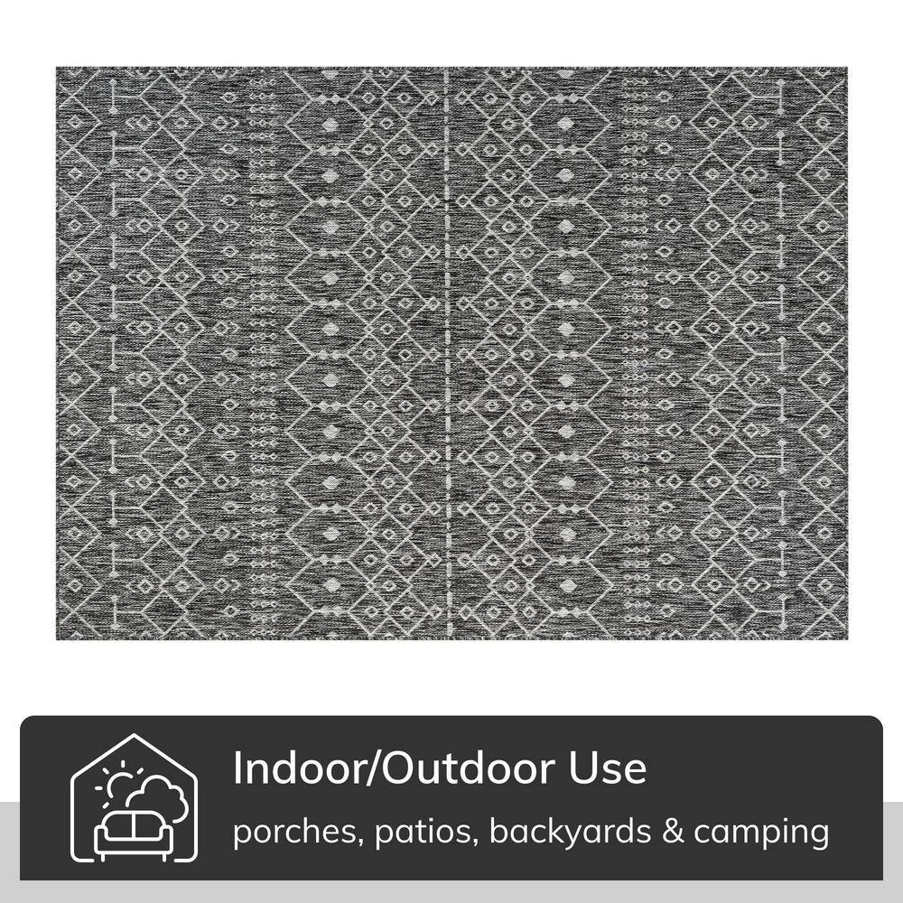 Nordic Lattice 6' x 9' Gray Synthetic Easy-Care Area Rug