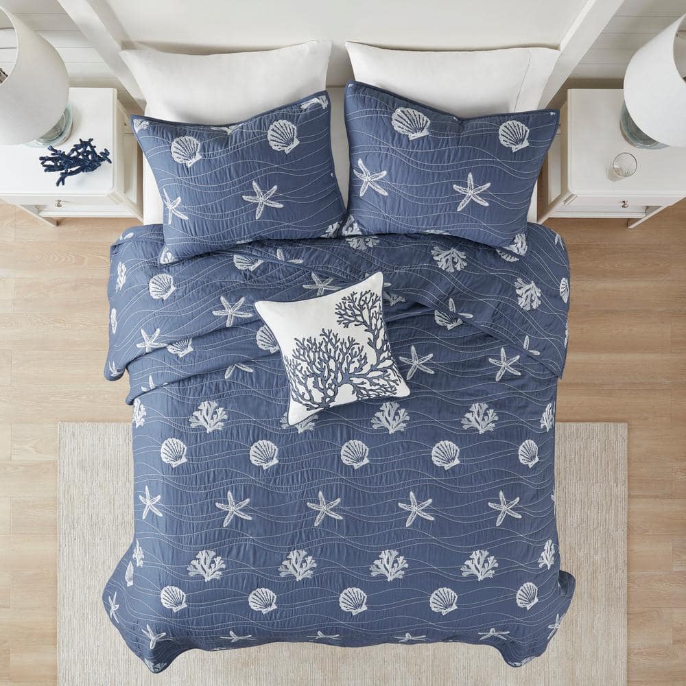 Navy Cotton Coastal Reversible Full Quilt Set