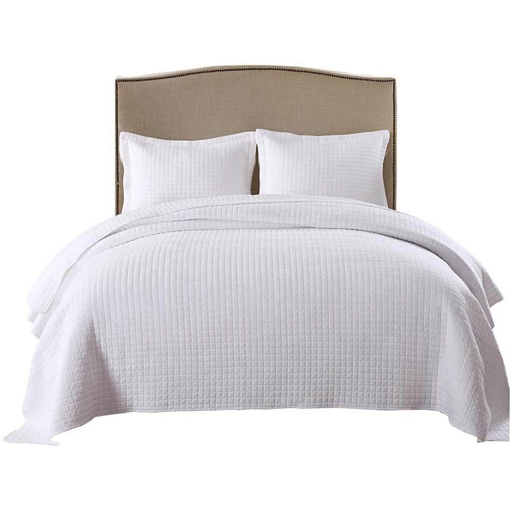 White Cotton Queen Reversible Quilted Bedspread Set
