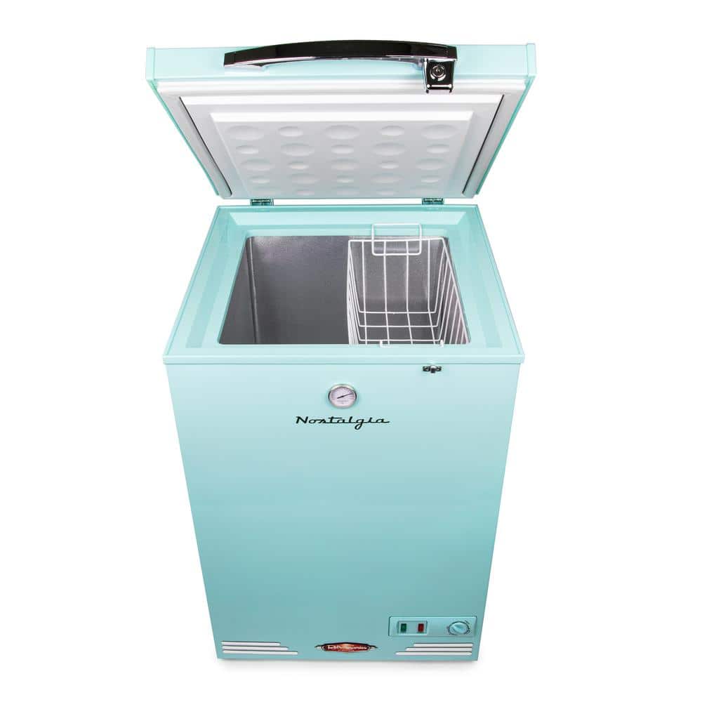Classic Retro 3.5 Cu.Ft. Refrigerator & Chest Freezer, Aqua — Nostalgia  Products