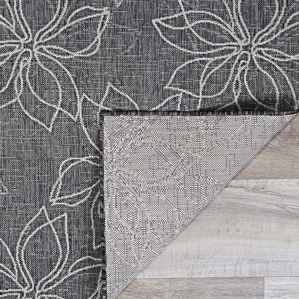 Transitional Ash Gray 78" Synthetic Round Area Rug for Indoor/Outdoor
