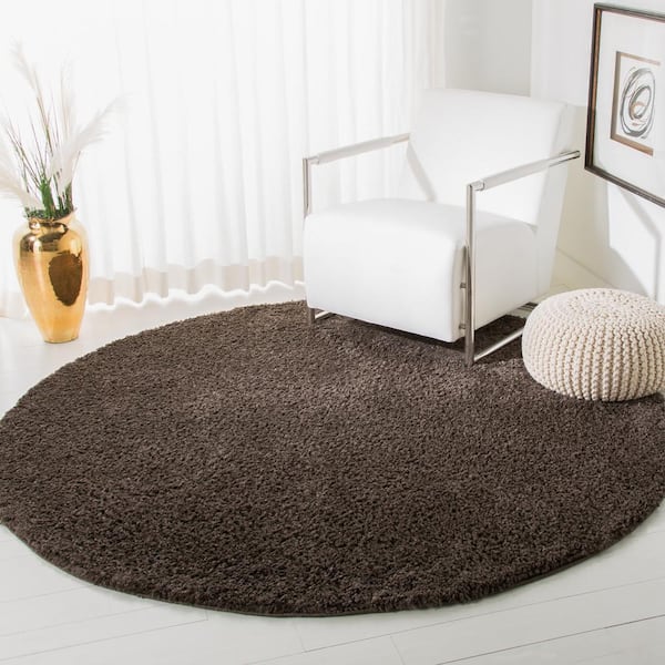August Shag Brown 5 ft. x 5 ft. Round Solid Area Rug