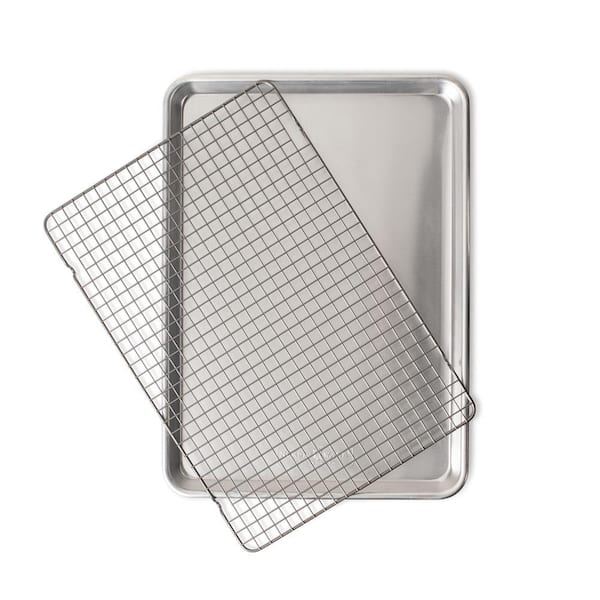Nordic Ware 12 in W. Naturals Aluminum Bakeware Quarter Sheet with Oven-Safe Grid