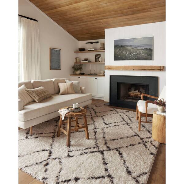 Loloi Angela Rose Amira 2 ft. 3 in. x 4 ft. Ivory / Bark Shag