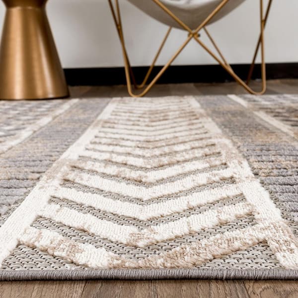 Distressed Geometric Beige 4 ft. x 6 ft. Indoor/Outdoor Area Rug