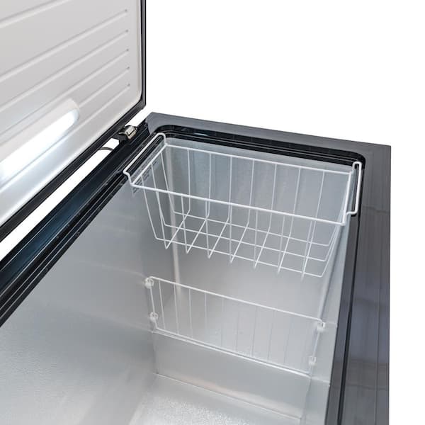 Magic Chef 7.0 cu. ft. Manual Defrost Chest Freezer in Black