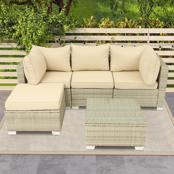 Tenleaf Gray 5-Piece Wicker Outdoor Sectional Set with Field Gray Cushions and Coffee Table