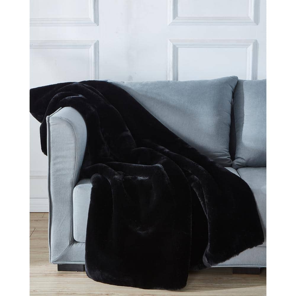 Cassilda Luxury Chinchilla Faux Fur Throw Blanket (50 x 60)