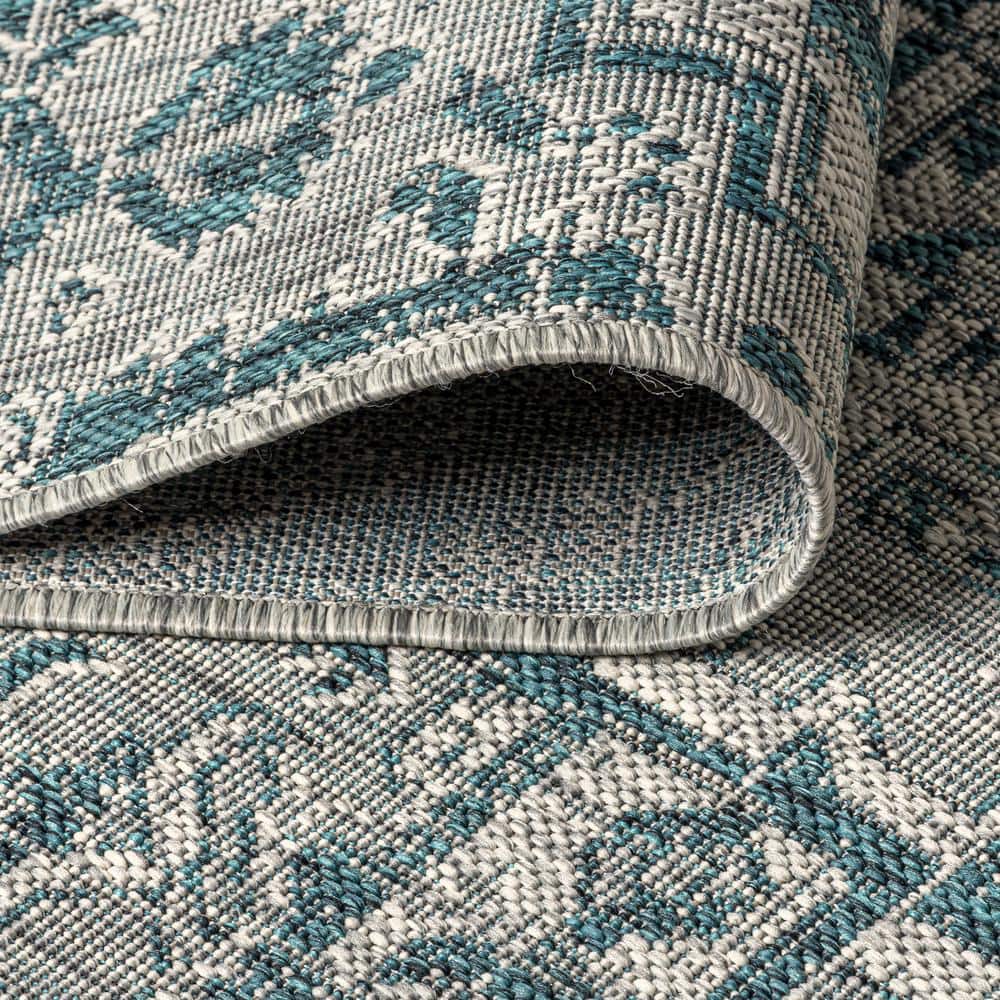 Estrella Teal and Gray Synthetic Medallion 8' x 10' Area Rug