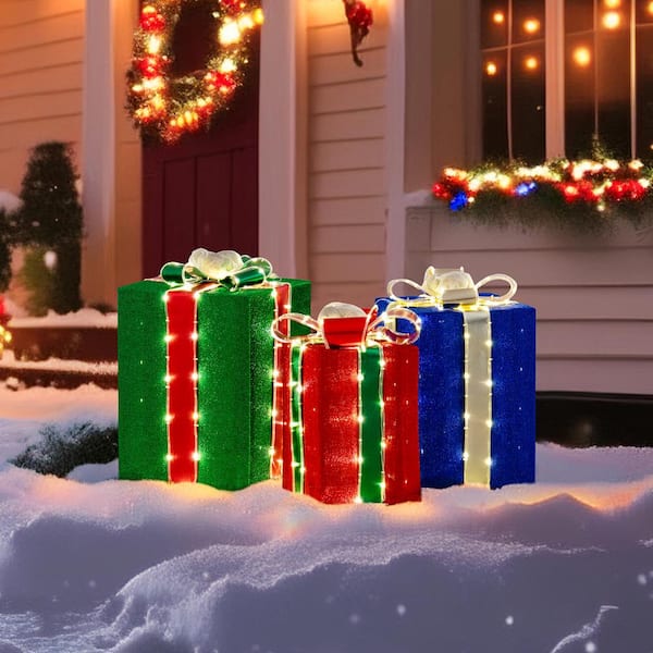 Sunjoy 3-Piece Christmas Lighted Gift Box, 3D Tinsel Santa Outdoor