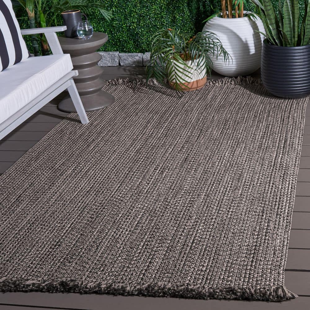 Braided 2 ft. x 3 ft. Gray/Ivory Distressed Solid Color Washable Area Rug price history on PriceWatchPro